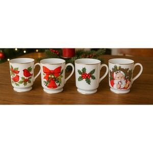 VTG Set 4 Lefton Christmas Mugs Holiday Porcelain Gold Trim Cardinal Holly Santa